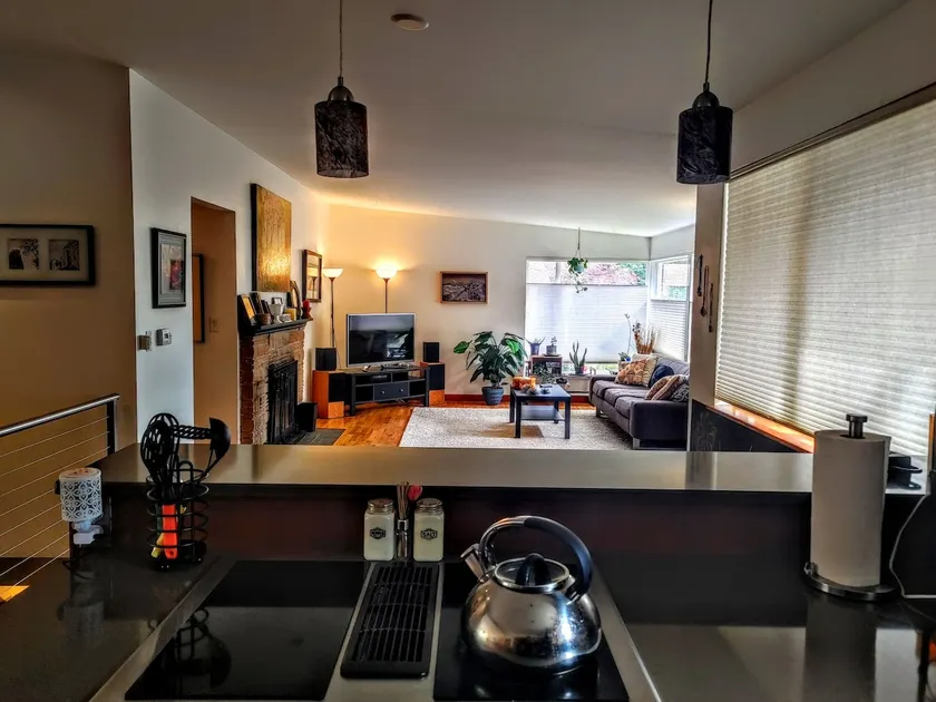 NE Seattle Sojourn. Single floor 2-bd suite/home. - Image 1