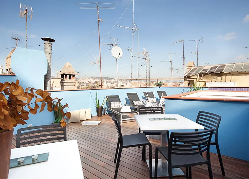 Enjoybcn Apartments, Apartment Deluxe by Dalí E... - Image 1