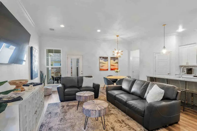 Cozy Stylish 3BD near LSU - Image 1