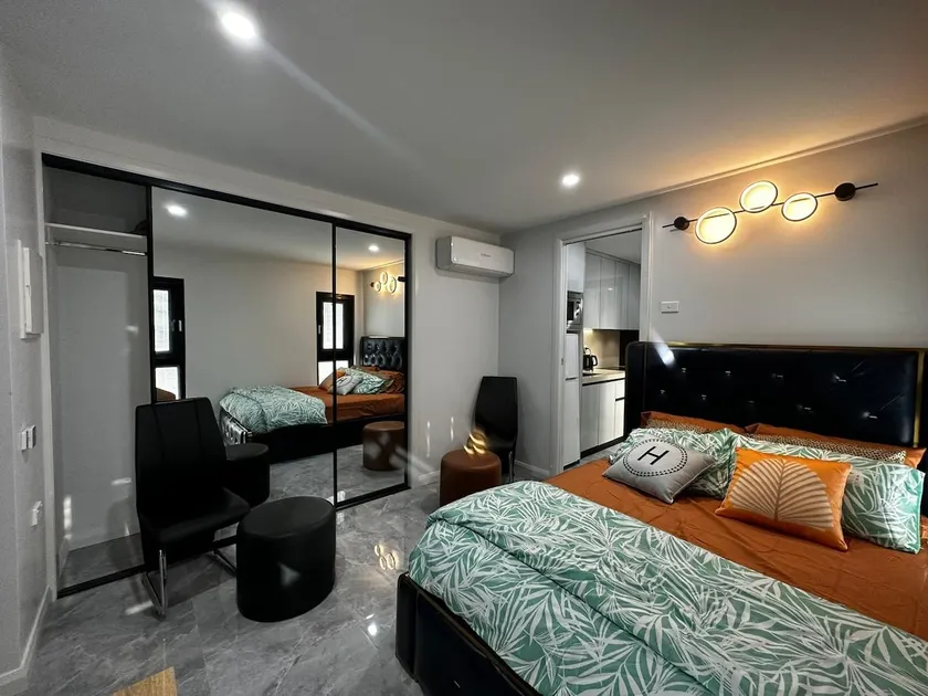 Executive Suite in Canberra - Image 1