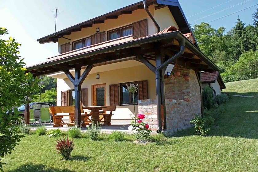 Cozy countryside house EMA - Image 1