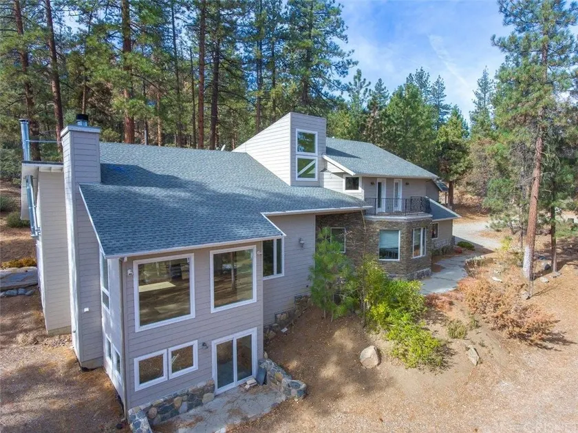 Luxury Mountain Cabin (11828) - Image 1
