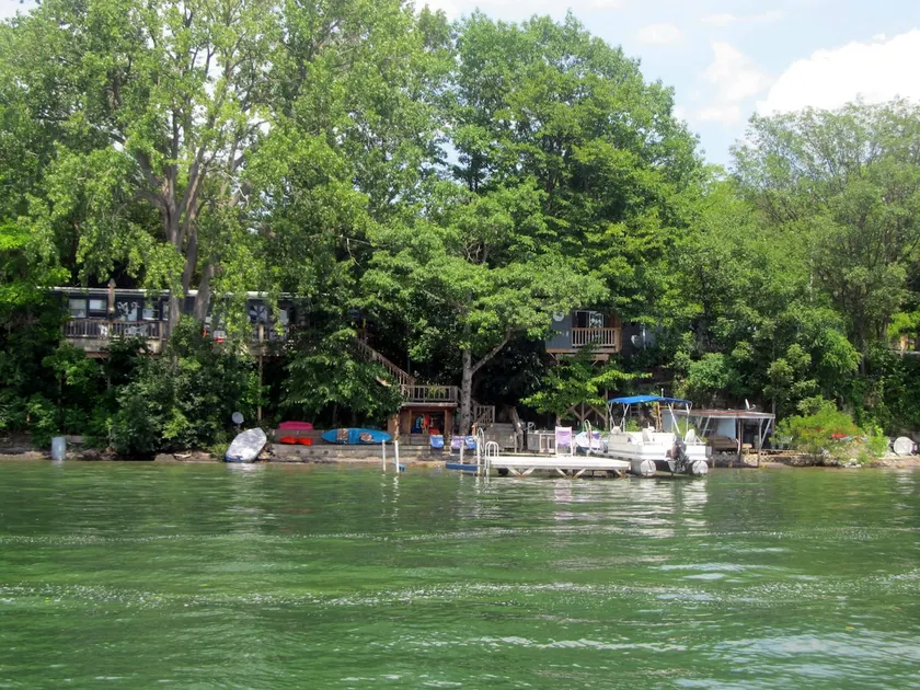 Cayuga Lake Getaway - Image 1
