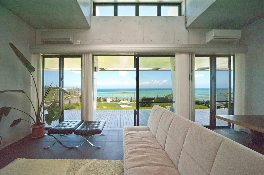 超高級280㎡ Seaview ONNA Luxury 5 Bedroom, 3 Bathrooms - Image 1