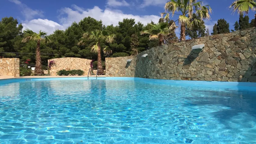 Wohnung im ersten Stock in Residence mit Pool - Image 1