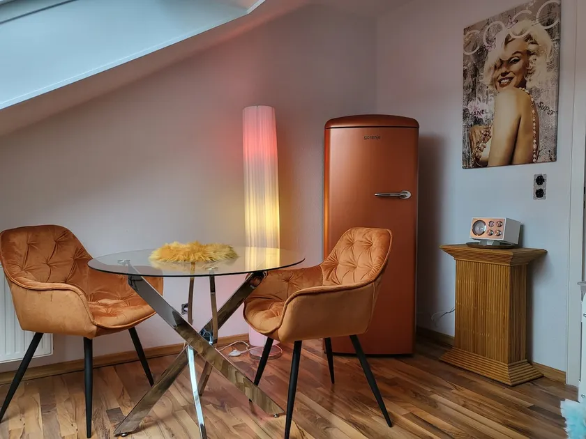 Lounge5 Top Apartment, 50 m², Air Conditioning, Parken am Haus - Image 1