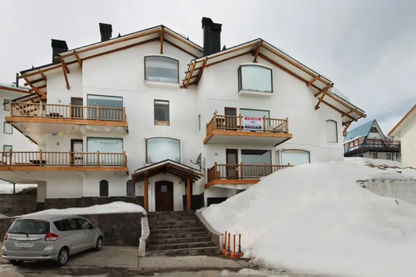 Refuge in La Parva, 6 bedrooms and 3 bathrooms, 2 floors - Image 1