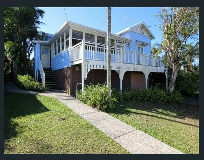 Original Gold Coast family home, pet friendly WiFi - Image 1