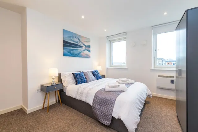 Newcastle Luxury Apartments - Image 1