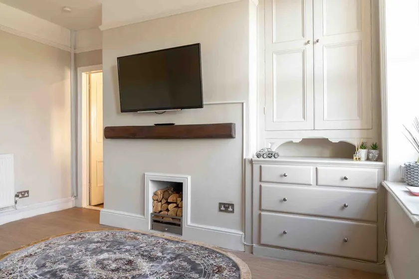 Newly refurbished cottage in rural location - Image 1