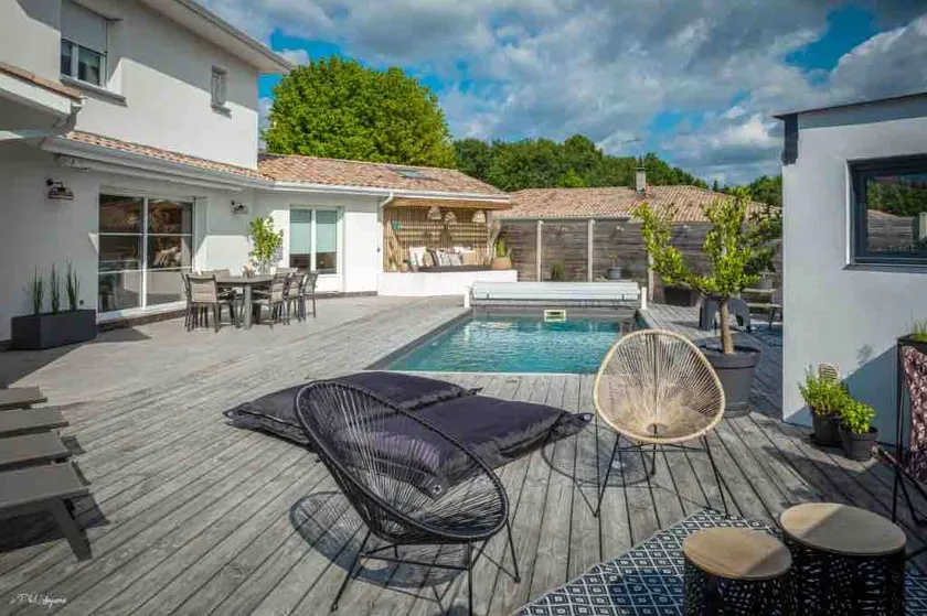 Beautiful villa, heated pool, Bay of Arcachon - Image 1