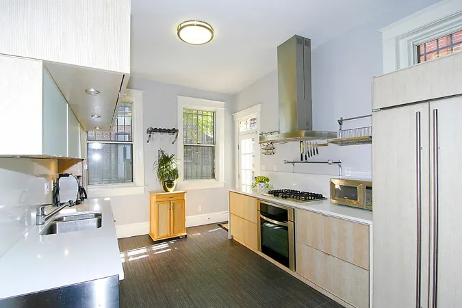 SPACIOUS VICTORIAN HOME IN LOGAN CIRCLE! - Image 1