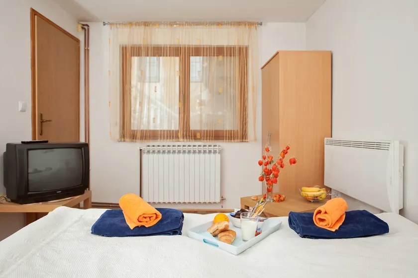 Apartments Castanea - Image 1