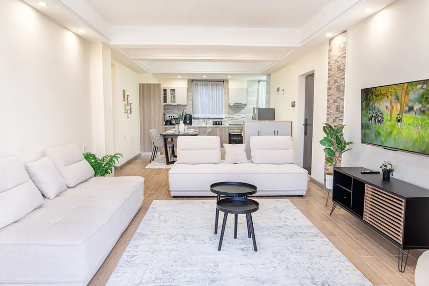 Luxe 2 Bedroom @Siaya Park Apartments - Image 1