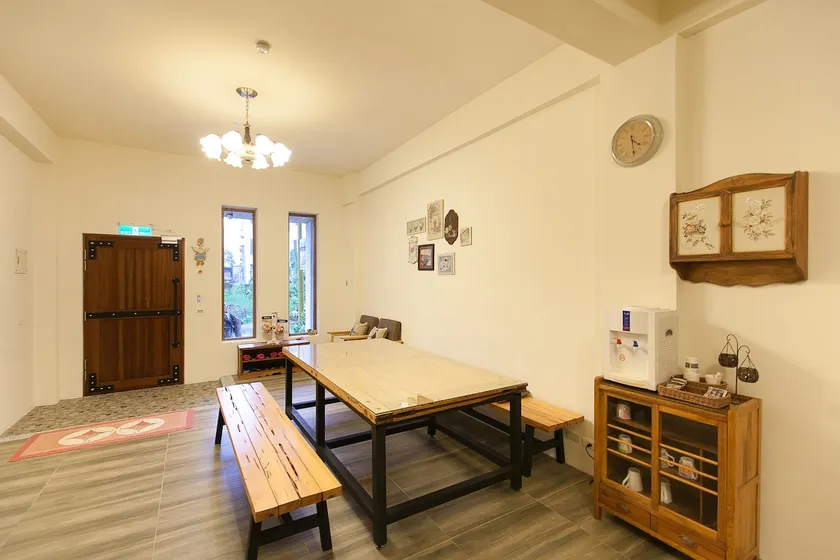 Hualien Bao Dong provides mahjong, can accommodate 1-16 people, convenient near Hualien Station - Image 1