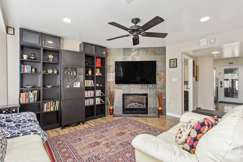 Luxurious, modern, smart and comfortable home. - Image 1