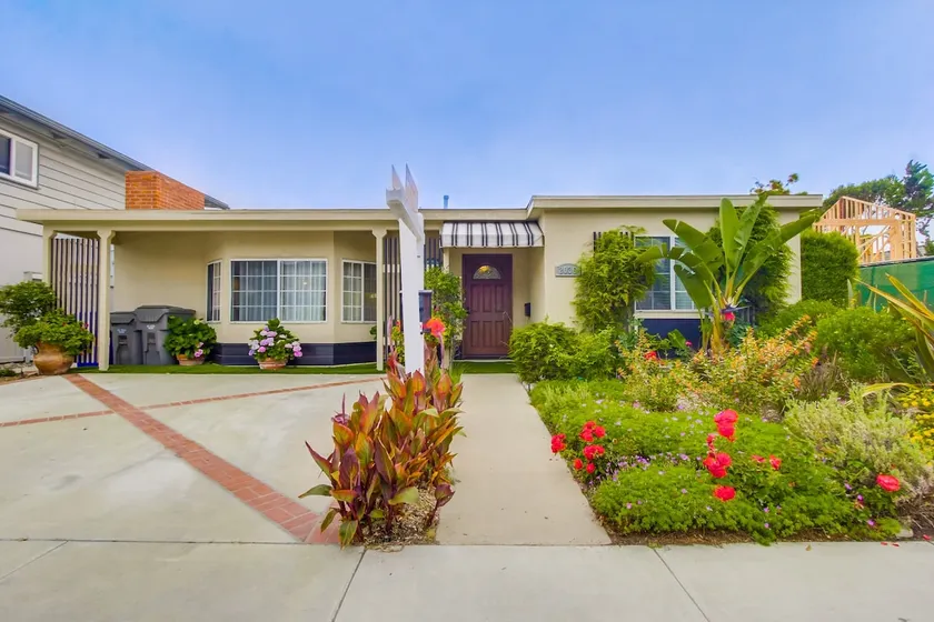 50 ft to DelMar sand. Welcome to DelMar Beach home - Image 1