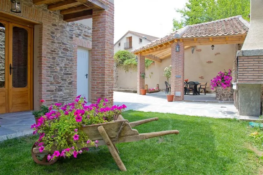 Beautiful rural house in Segovia - Image 1