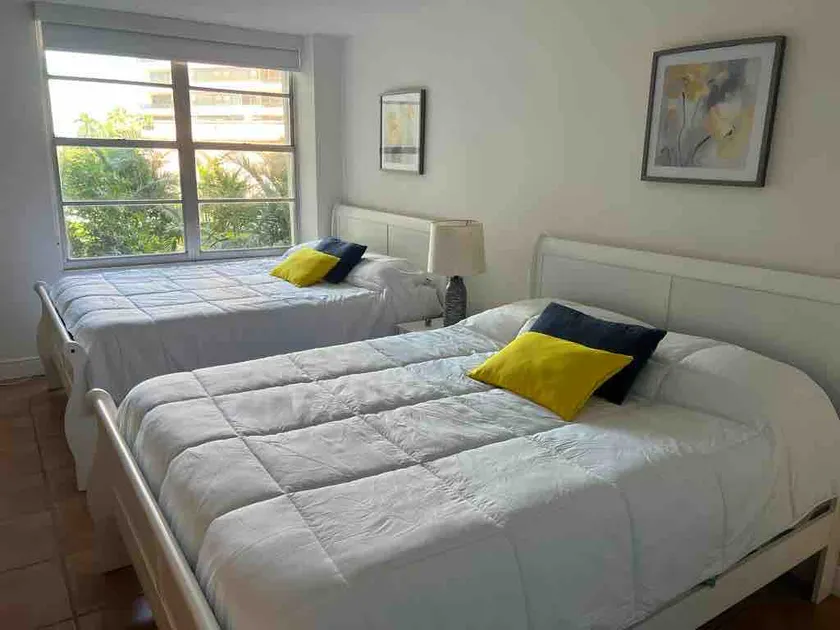 1 bed 1,5 bath First line of Beach - Image 1