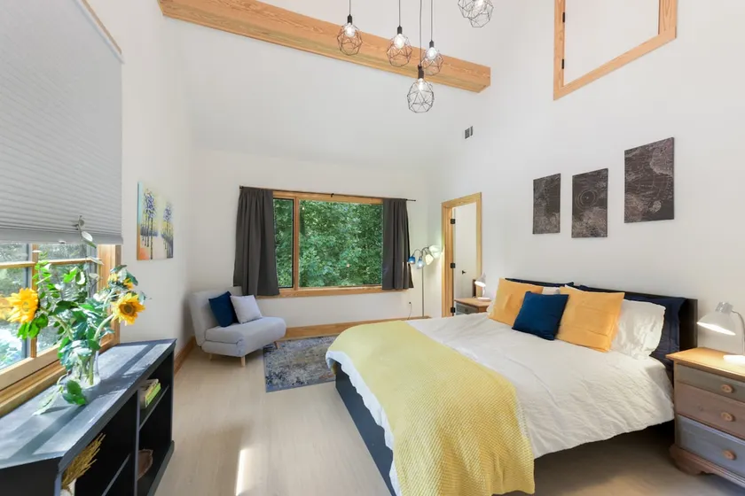 East Atlanta Oasis Suite - Image 1