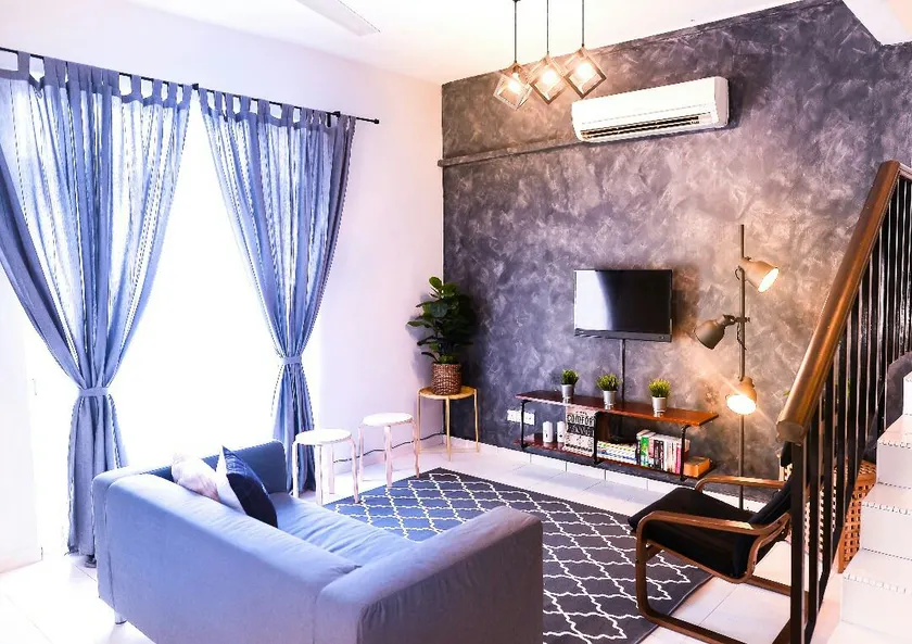 [4BR; WiFi; Netflix] ID Decor HomStay @Melaka City - Image 1
