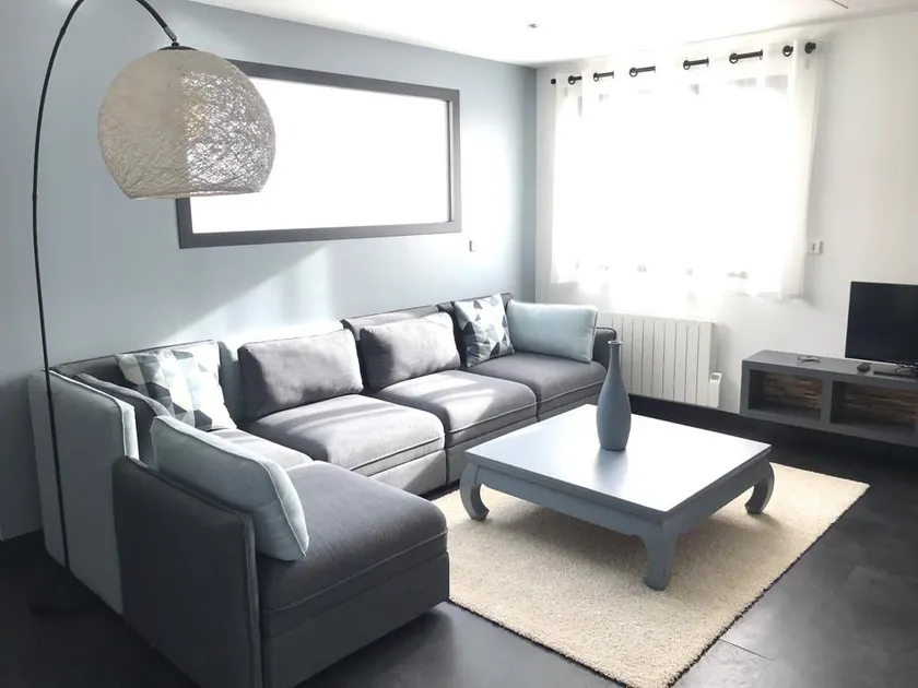 Brand new luxury 3-bedroom apartment - Image 1