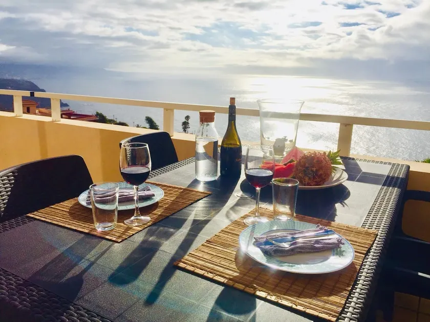 Vistamar-Lovely renovated with dreamview - Image 1