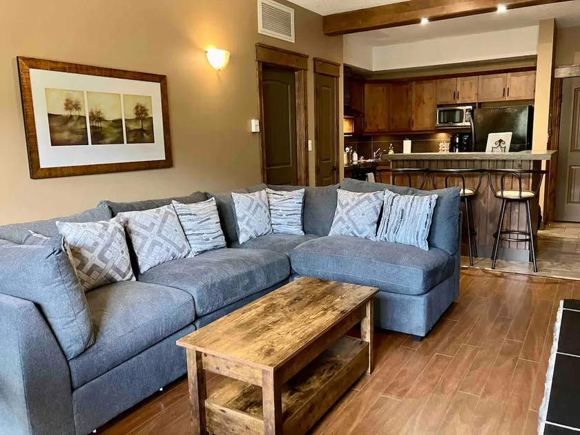 Mountain View Retreat - Image 1