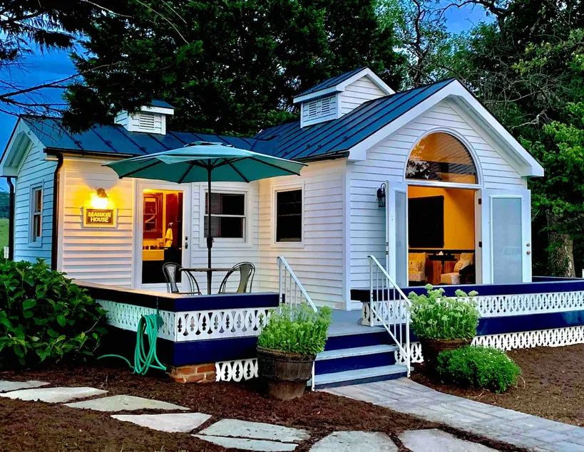Couples Getaway,heart of RT 151,stunning views - Image 1