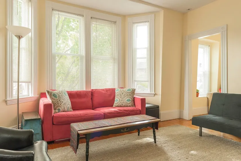 Lovely East Cambridge Apartment - Image 1
