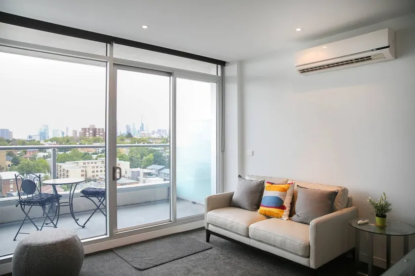 Comfort for Two in South Yarra Apt - Parking,WiFi - Image 1