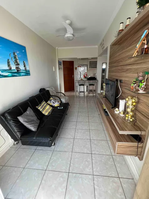 Spacious and bright beachfront apartment - Image 1