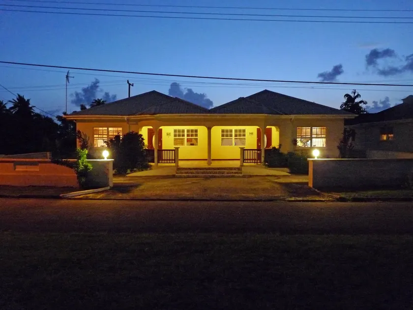 Mango House near Heywoods Beach! - Image 1
