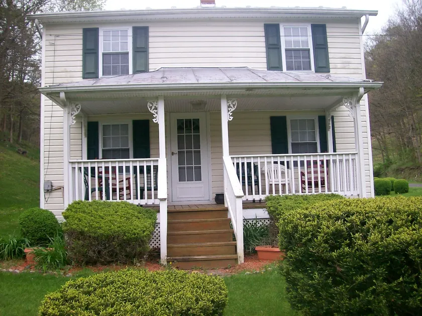 Grandmas House /no cell/no WiFi Franklin WV 26807 - Image 1