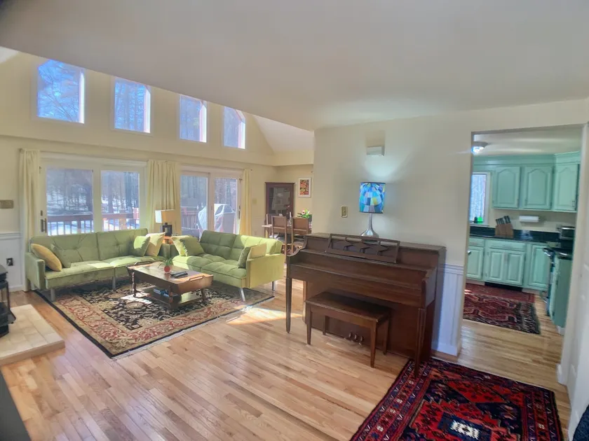 Exquisite Chalet by Ashokan water & Woodstock’s most scenic sites-WITH GENERATOR - Image 1