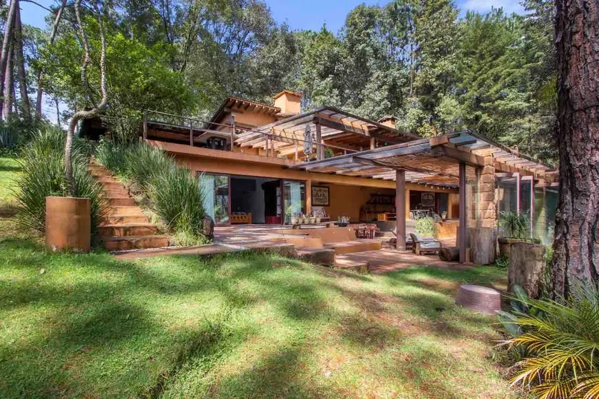 THE HOST · Forest Retreat · Pizza Oven · Fire Pit - Image 1
