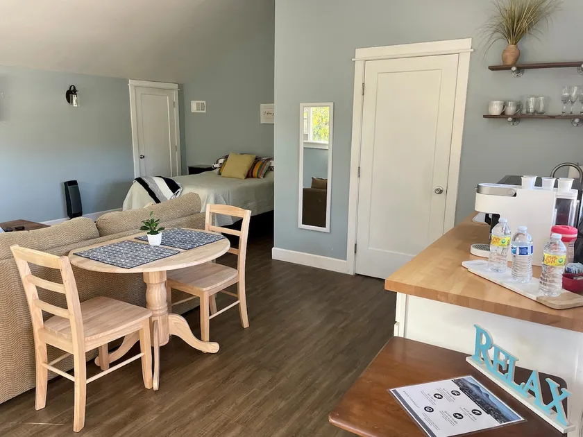San Luis Obispo Studio, 8 min walk to downtown - Image 1