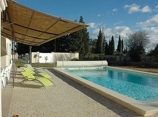 LE MAS DE L'OLIVIER ARLES 10-18 pers IDEAL POUR FAIRE LA FETE-contrat location! - Image 1
