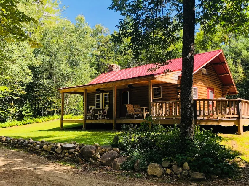 Beautiful Secluded Log Cabin - Image 1