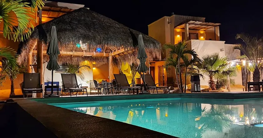Villa ”Coral” by the beach & heated pool - Image 1