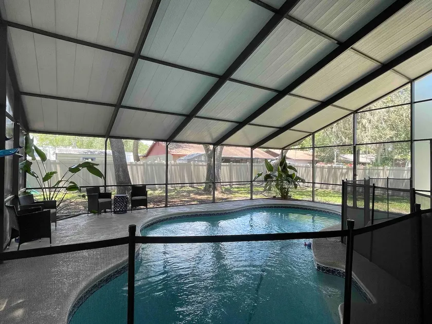 6BR/2.5BA Pool Home @ Busch Gardens/USF - Image 1