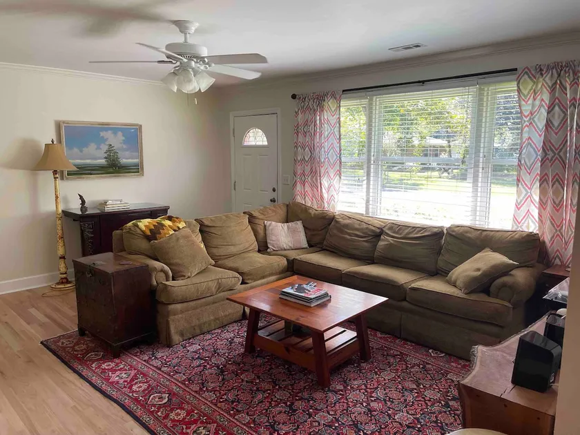 Beaufort Rustic Ranch - Image 1