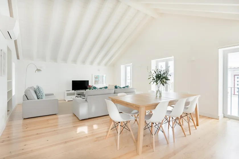 Unique Cascais Penthouse with Beach View - Image 1