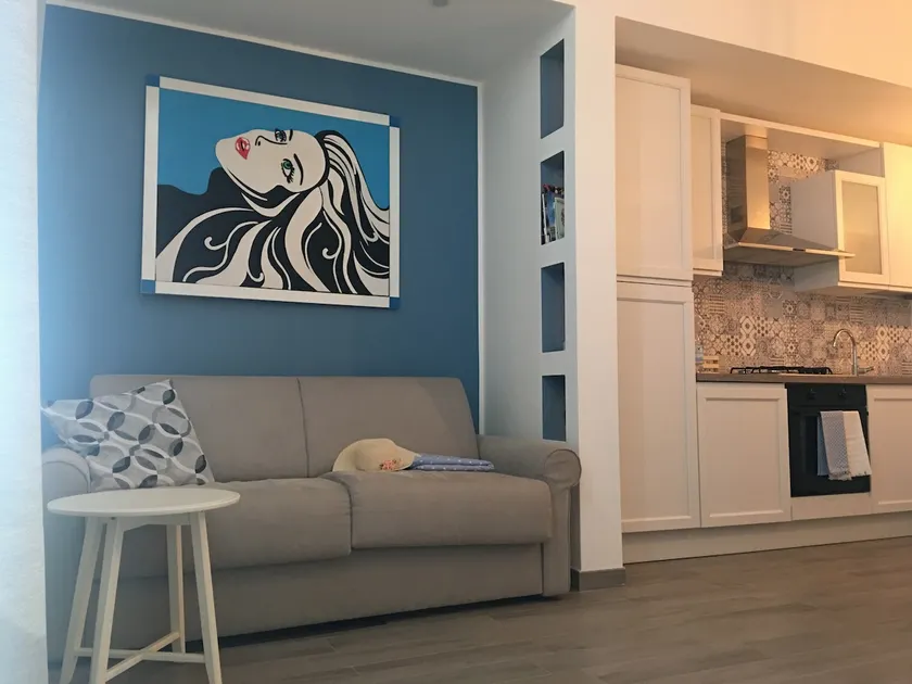 La Casa Azzurra - 5 minutes from the sea - Image 1