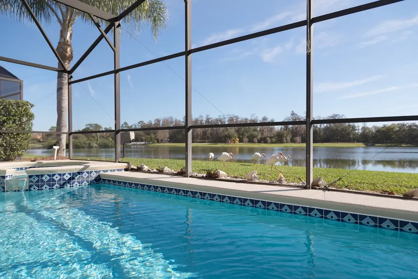 MAGIC 5* LAKE VIEW VILLA HEATED POOL&HOT SPA, near DISNEY, 10 Guests - Image 1