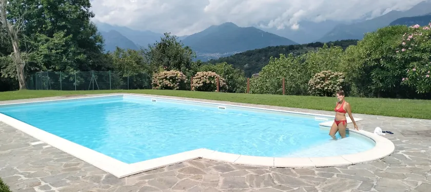 Charming apartment with swimming pool, tennis court - Image 1