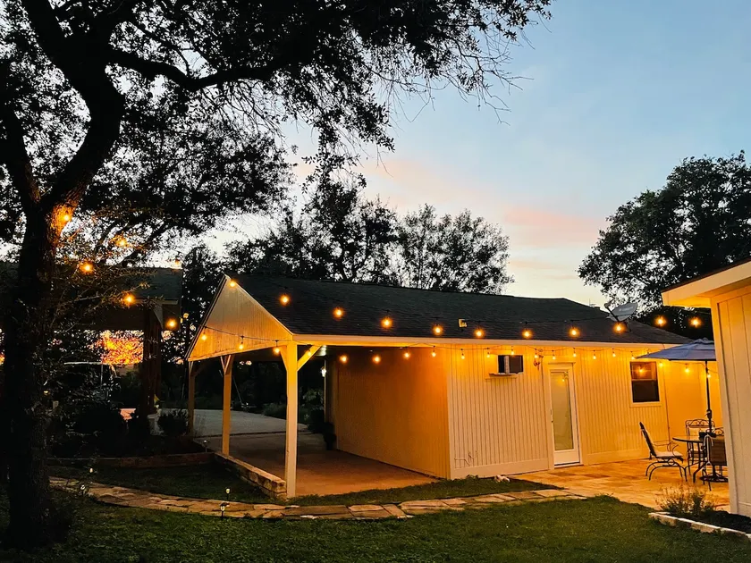 #1 Cottage Austin Hill Country Quiet & Peaceful - Image 1