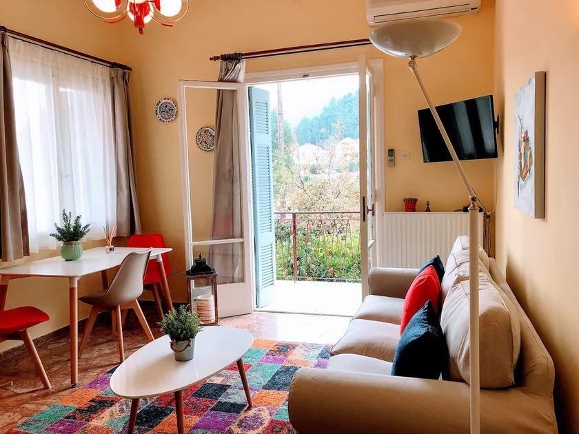 Anna's beautiful house - Image 1