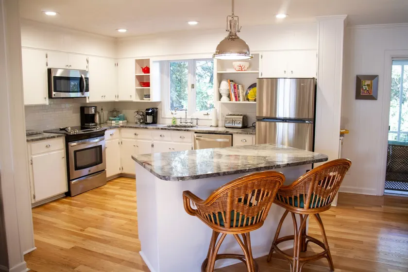 Trendy 3Bd/2Ba Vacation Home in Old Town - Image 1