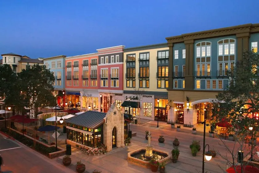 Thoroughly renovated, a chic space on Santana Row - Image 1
